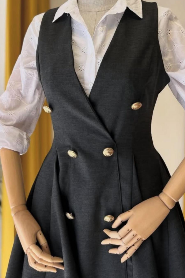 Gri Düğme Detaylı Kloş Mini Elbise