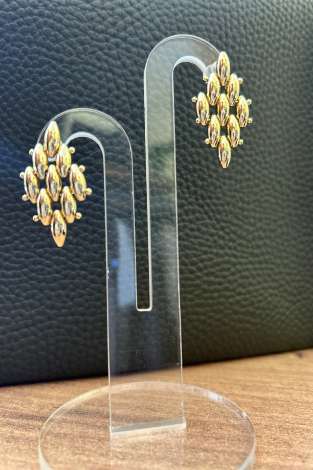 Baklava Dilim Sallantılı Küpe