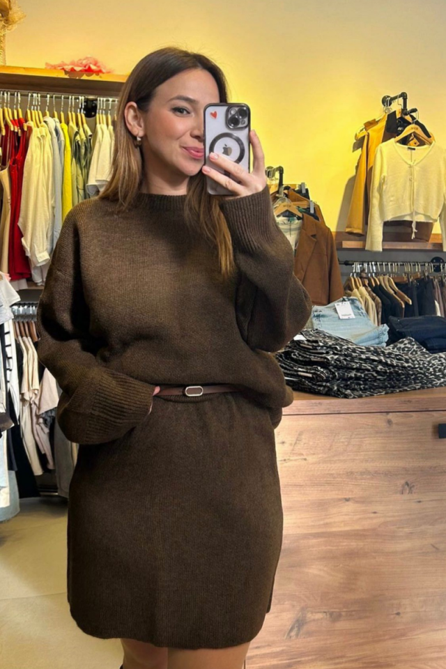 Acı Kahve Etekli Yün Takım