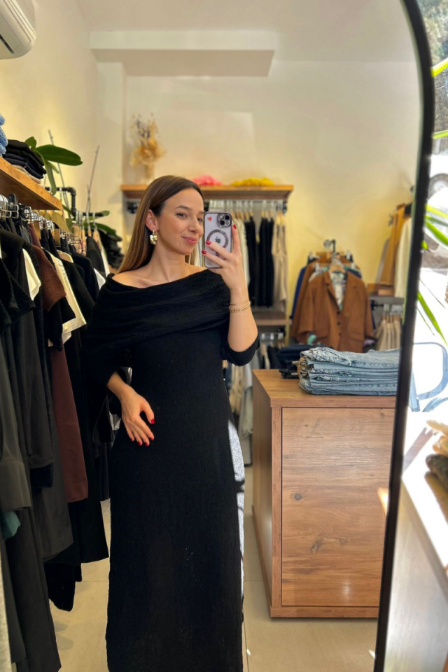 Madonna Yaka Bürümcük Kumaş Vucuda Oturan Elbise