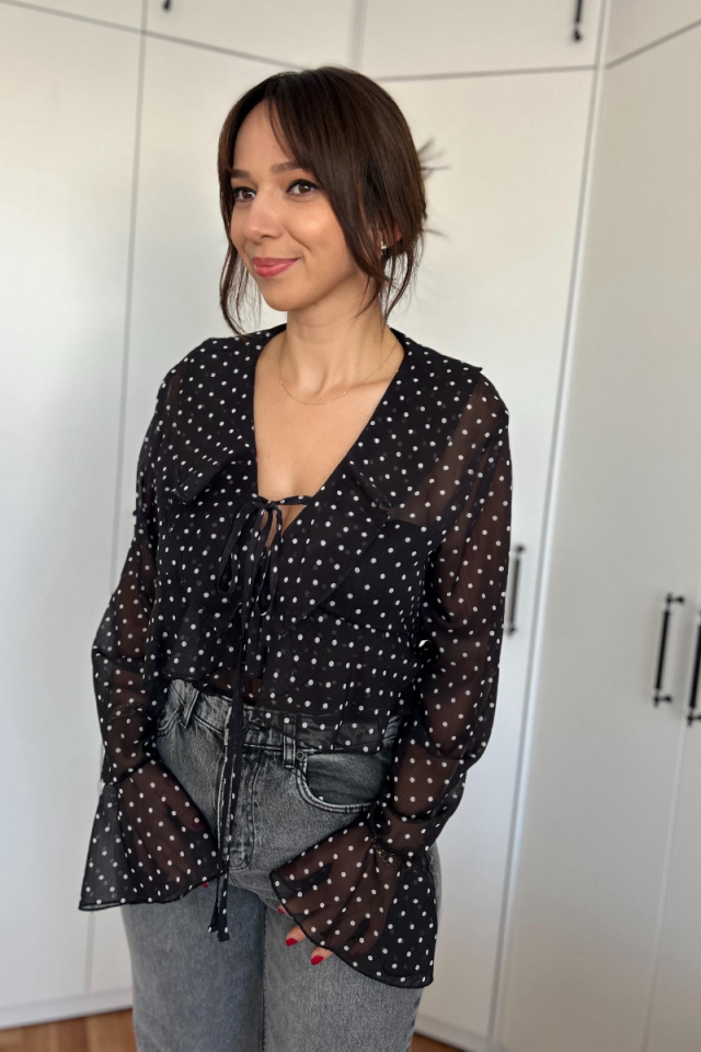 Siyah Puantiyeli Şifon V Yaka Bluz