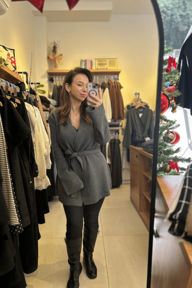 Uzun Önden Kruvaze Kapama Gri Hırka